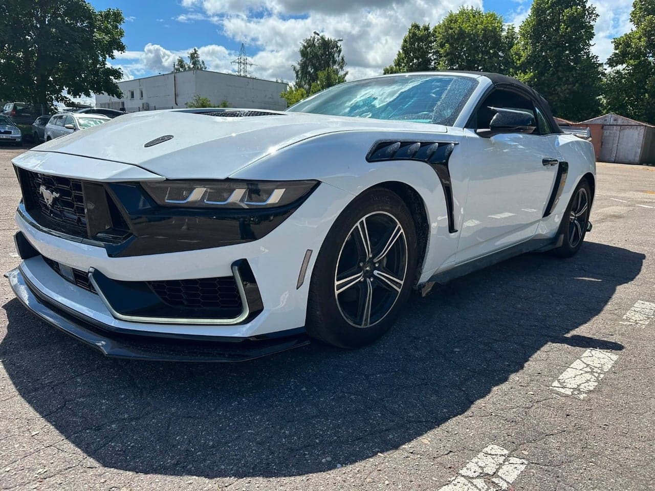 FORD Mustang 2.3 EcoBoost 214kW Mustang Convertible