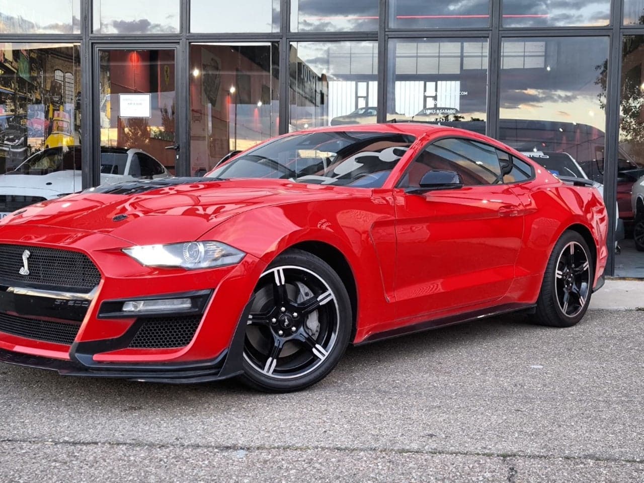FORD Mustang 5.0 TiVCT V8 331kW Mustang GT Fastb.