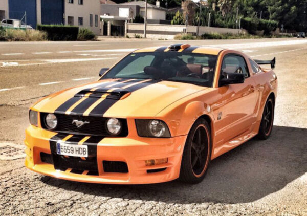 MUSTANG GT